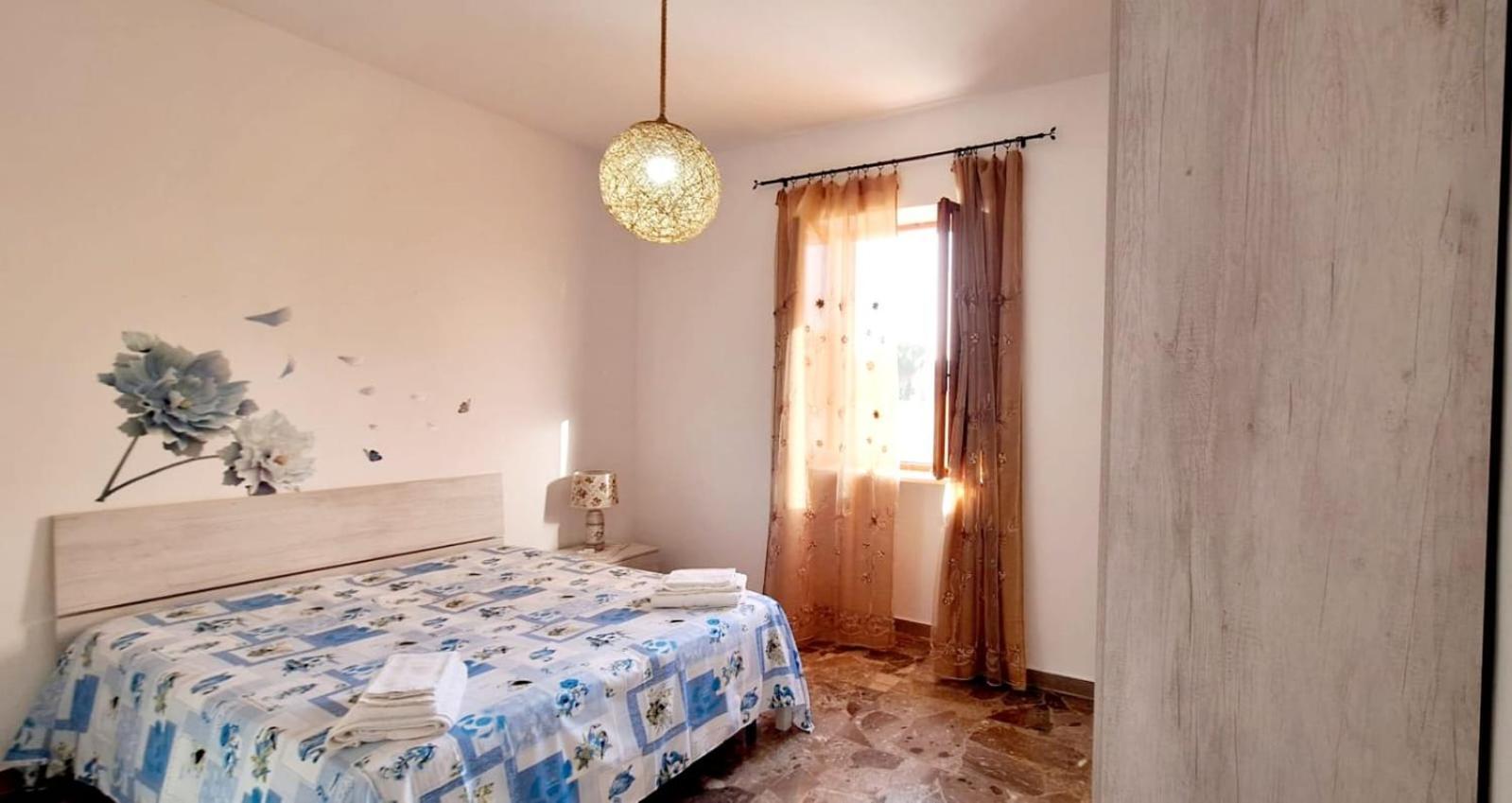 Villetta Lorena A Mancaversa مارينا دي مانكافيسا المظهر الخارجي الصورة